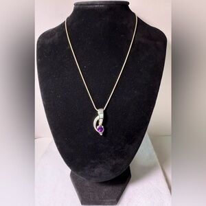 Elegant 925 Silver and Purple Pendant Necklace